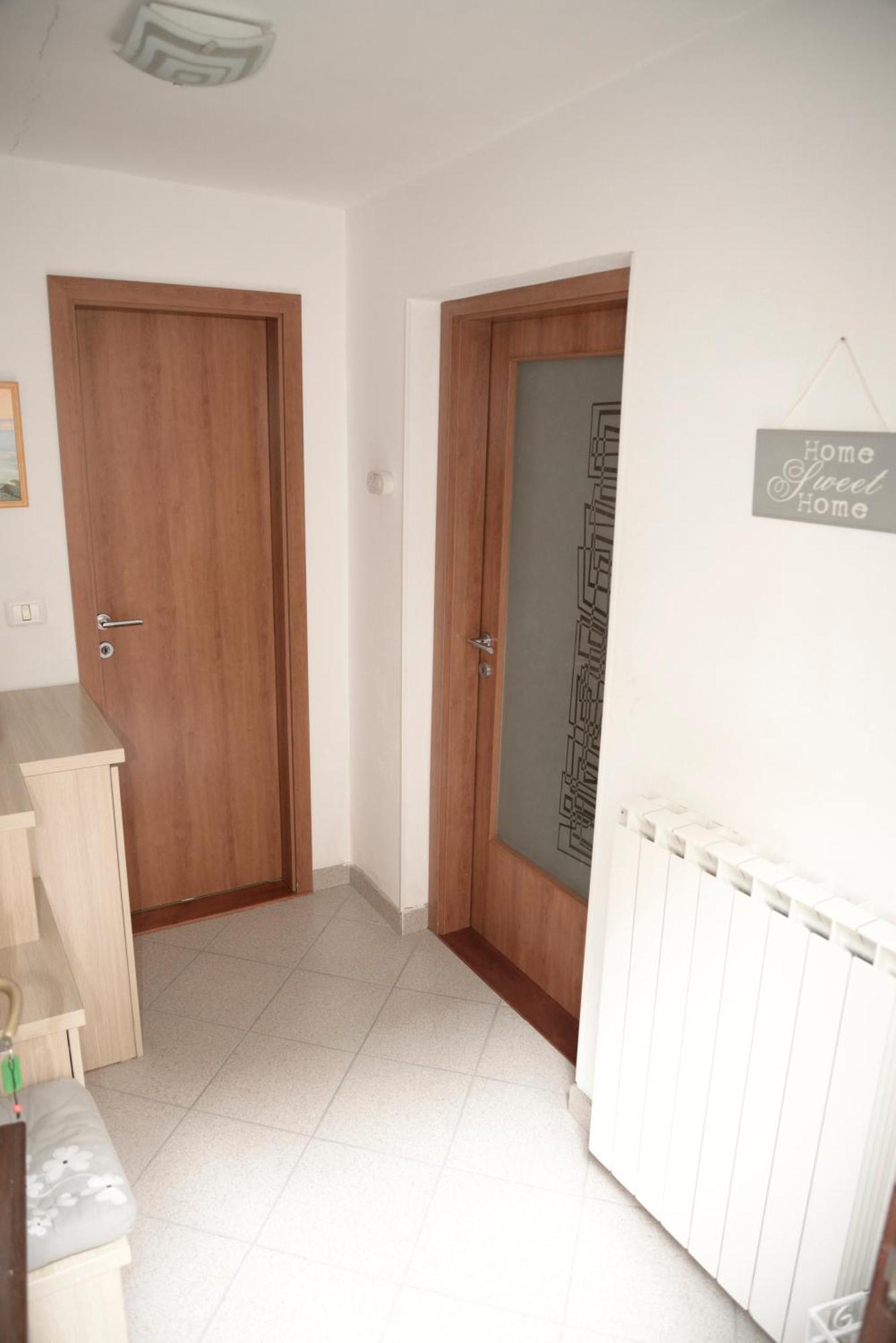 Medizen Apartment Izola Buitenkant foto