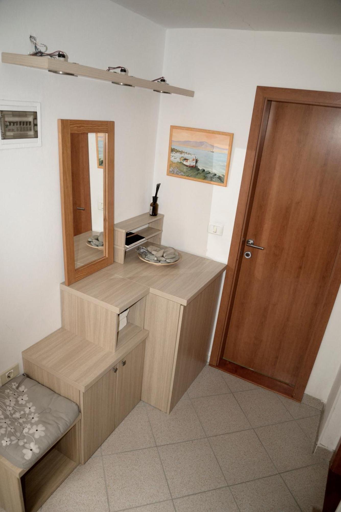 Medizen Apartment Izola Buitenkant foto